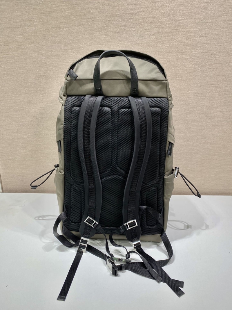 Pra*a backpacks